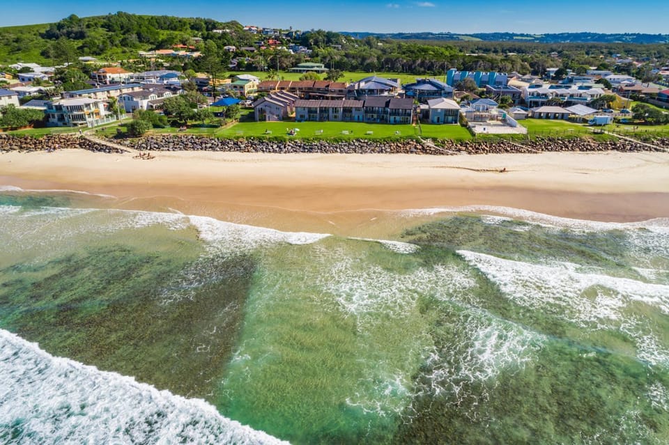 Absolute Beachfront Apartment 1T Apartment in Lennox Head