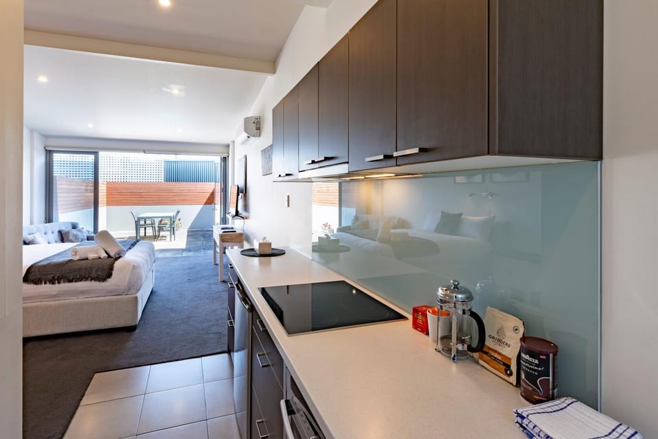 Studio Apartment - 5 Minutes to Hobart CBD - Free Parking - Free WIFI Apartment in Tasmania