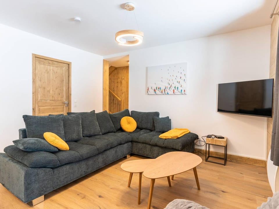 **Charmette: Duplex 4 Pièces, 8 Pers, 3 Ch, Parking Souterrain, Balcon** - FR-1-291-883 Apartment in Les Avanchers-Valmorel