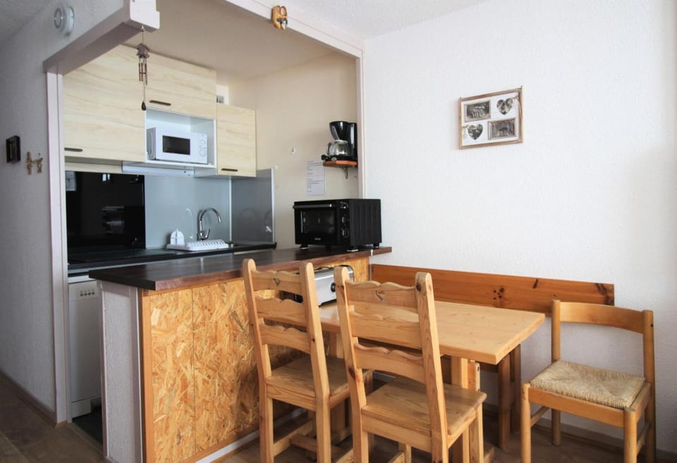 TV and multimedia, furniture