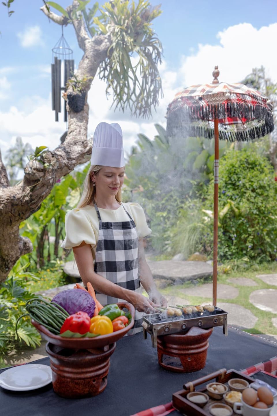 Spring, Day, People, Activities, BBQ facilities, Food and drinks