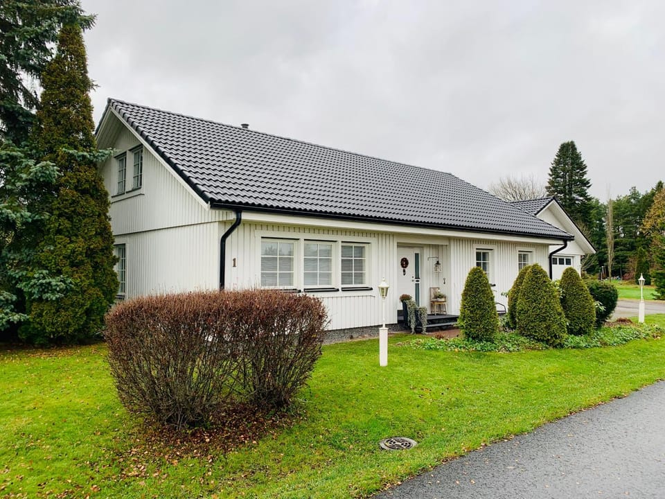 Property building, Garden