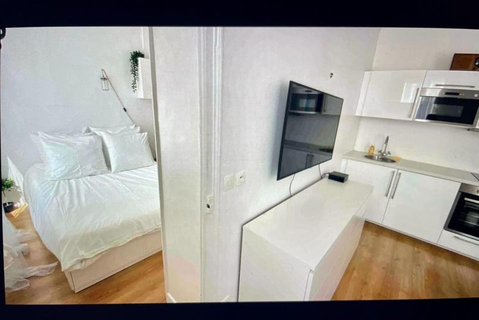 Cute one bedroom in Le Marais Apartment in Paris