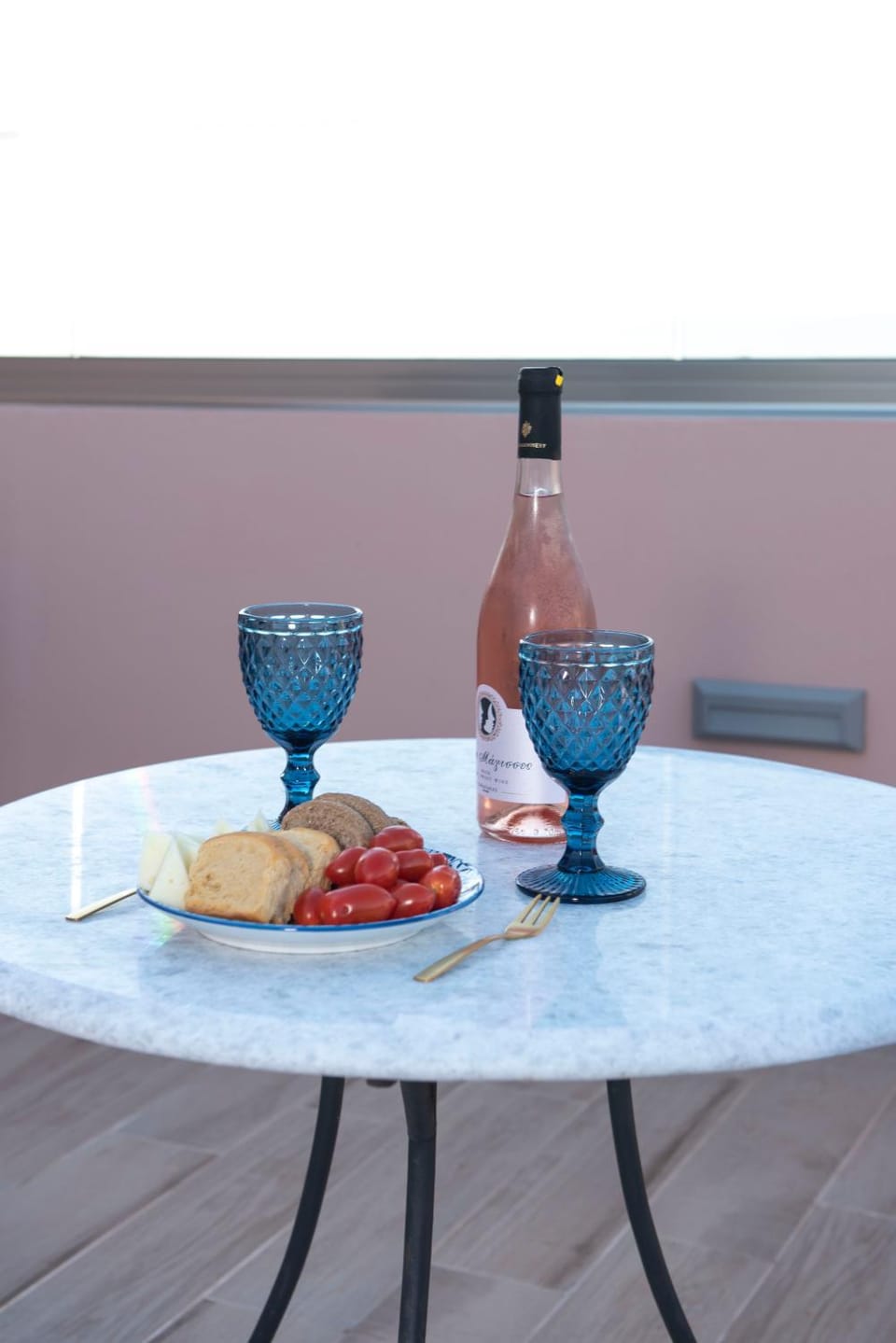 Food and drinks