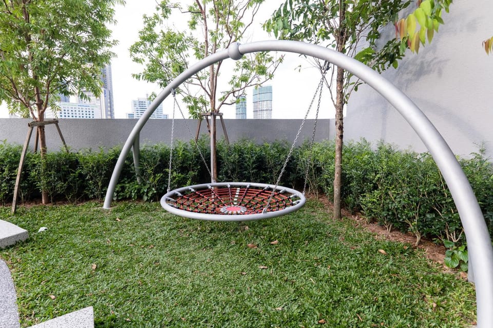 Scarletz KLCC Studio Suites 4 pax Luxury Modern Style WiFi 100Mbps Apartment in Federal Territory of Kuala Lumpur