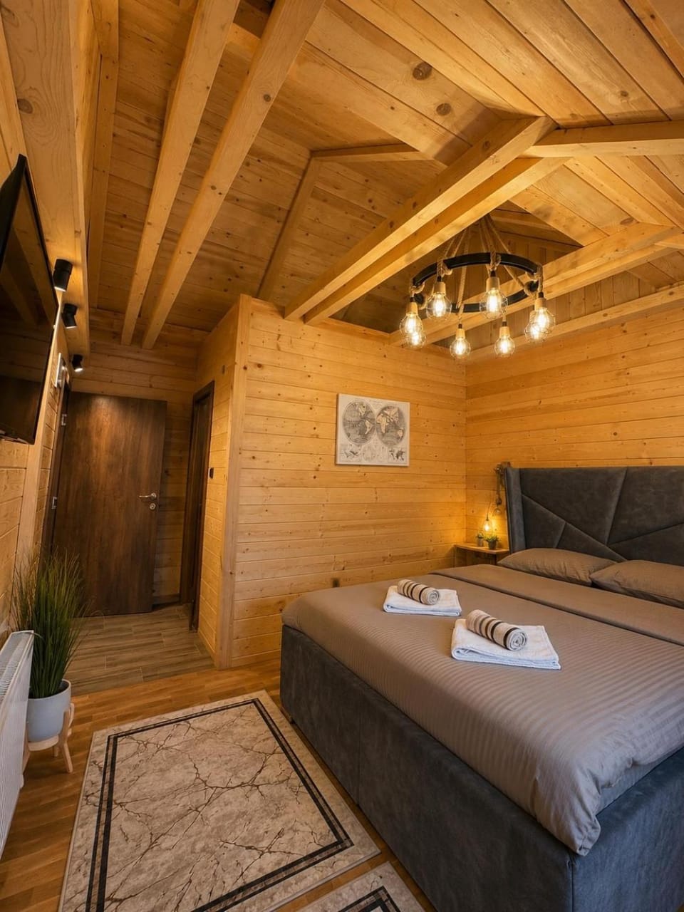 Chalet Montenegrina with jacuzzi Nature lodge in Montenegro