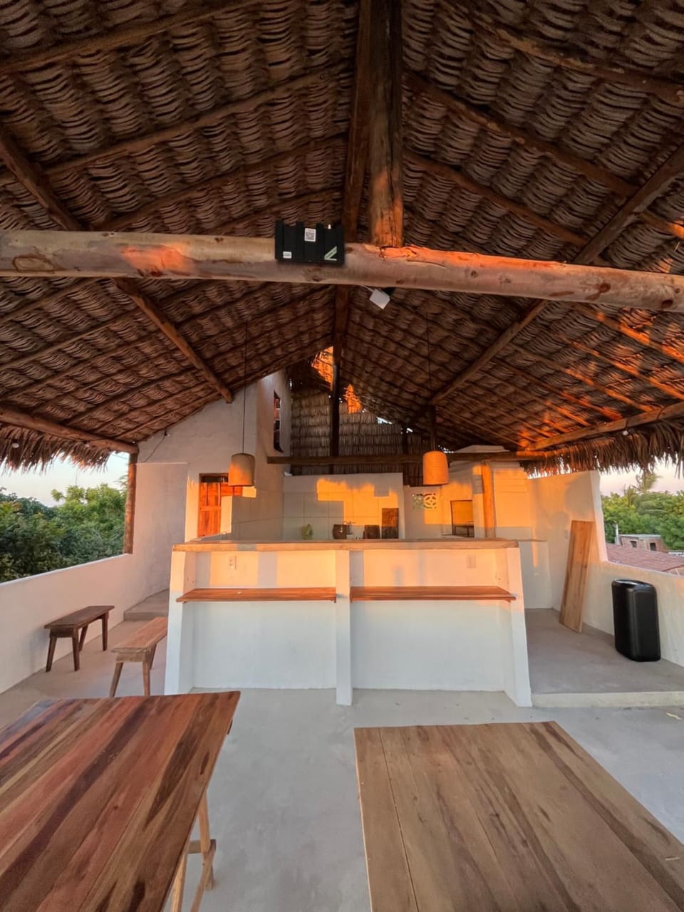 Property building, Restaurant/places to eat, Breakfast