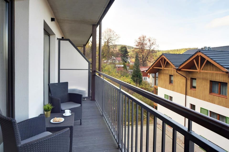 Property building, View (from property/room), Balcony/Terrace