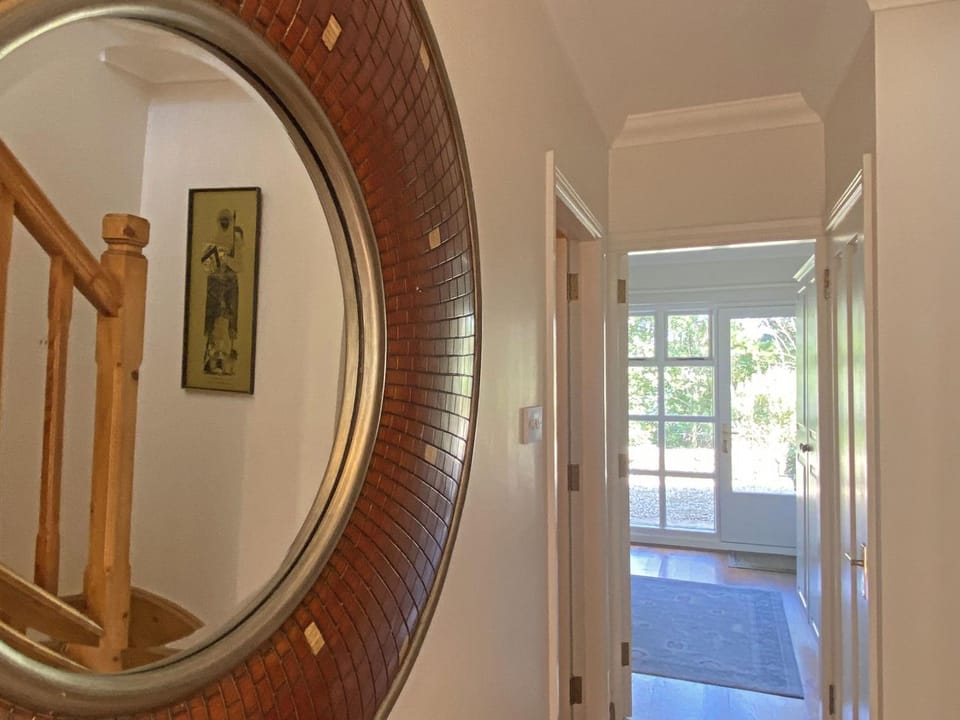 Facade/entrance, Lobby or reception, hair dryier, washing machine, dryer