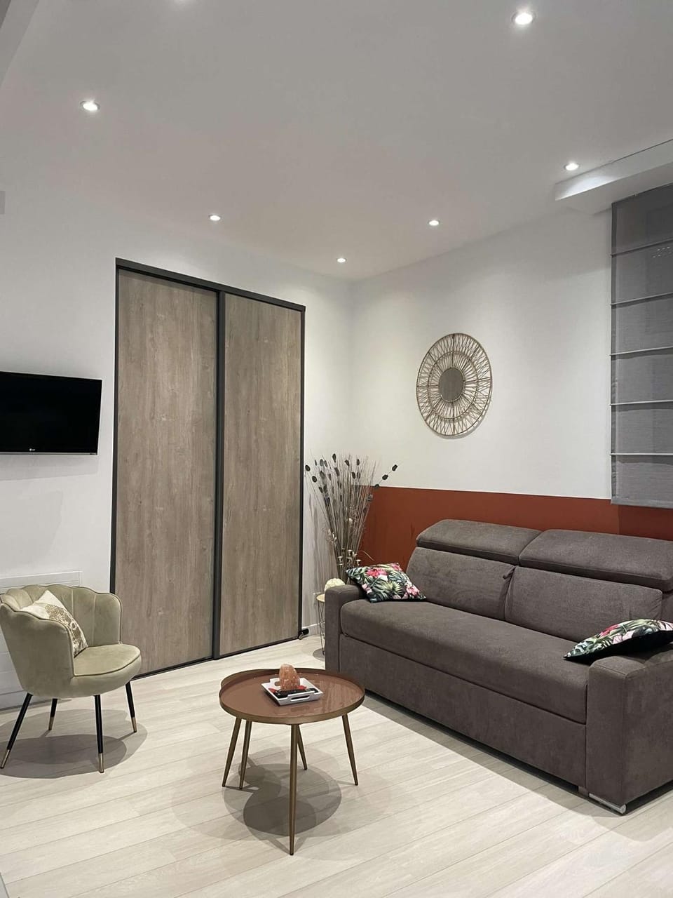 TV and multimedia, Living room, Seating area