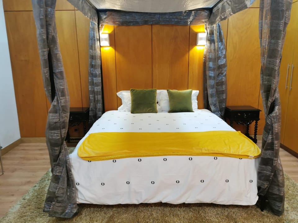Madeira Loft I - City Center Apartment in Funchal