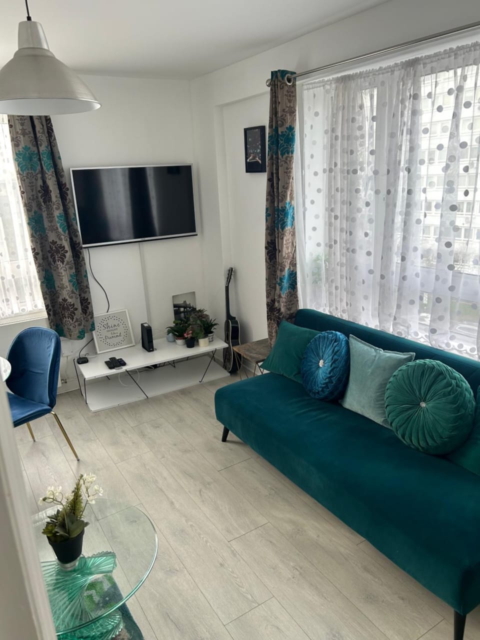 TV and multimedia, Living room
