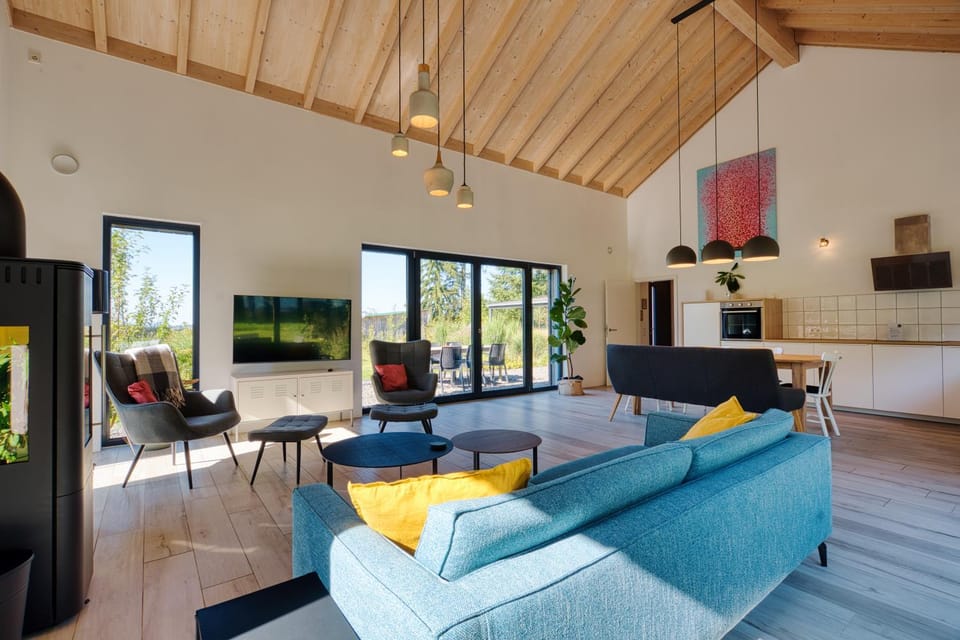 TV and multimedia, Living room, Seating area, Dining area, Evening entertainment, pet friendly