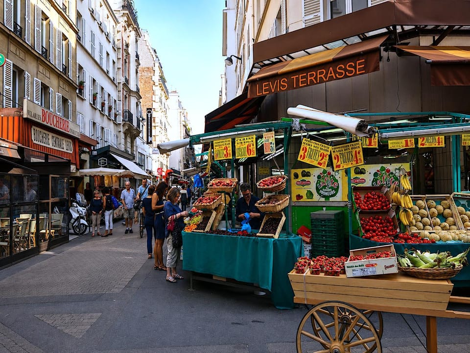 Day, Shopping Area