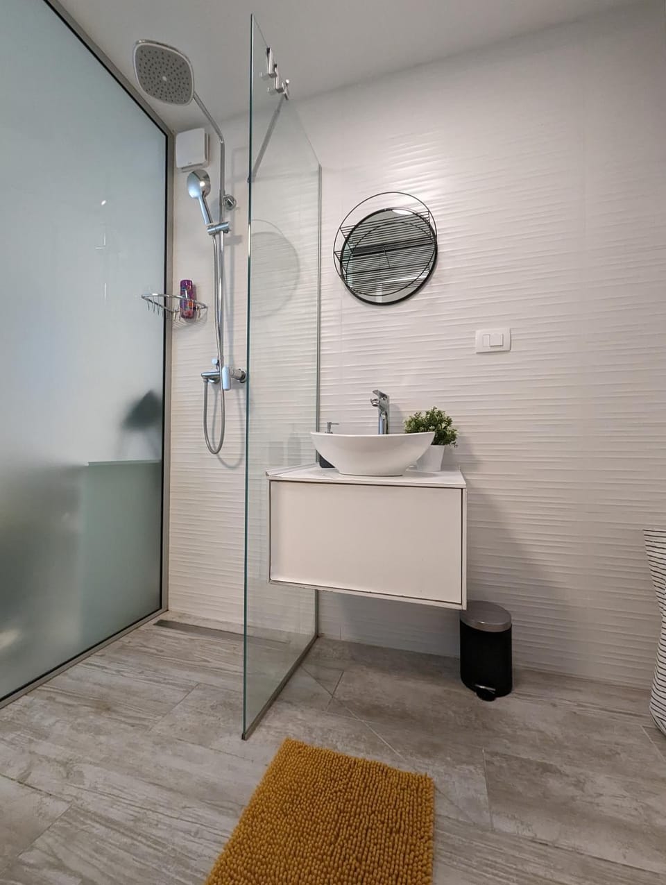 Shower, Bathroom