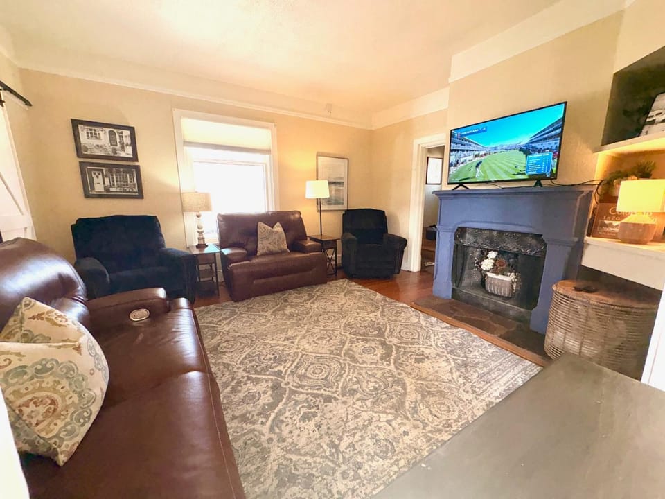 TV and multimedia, Living room