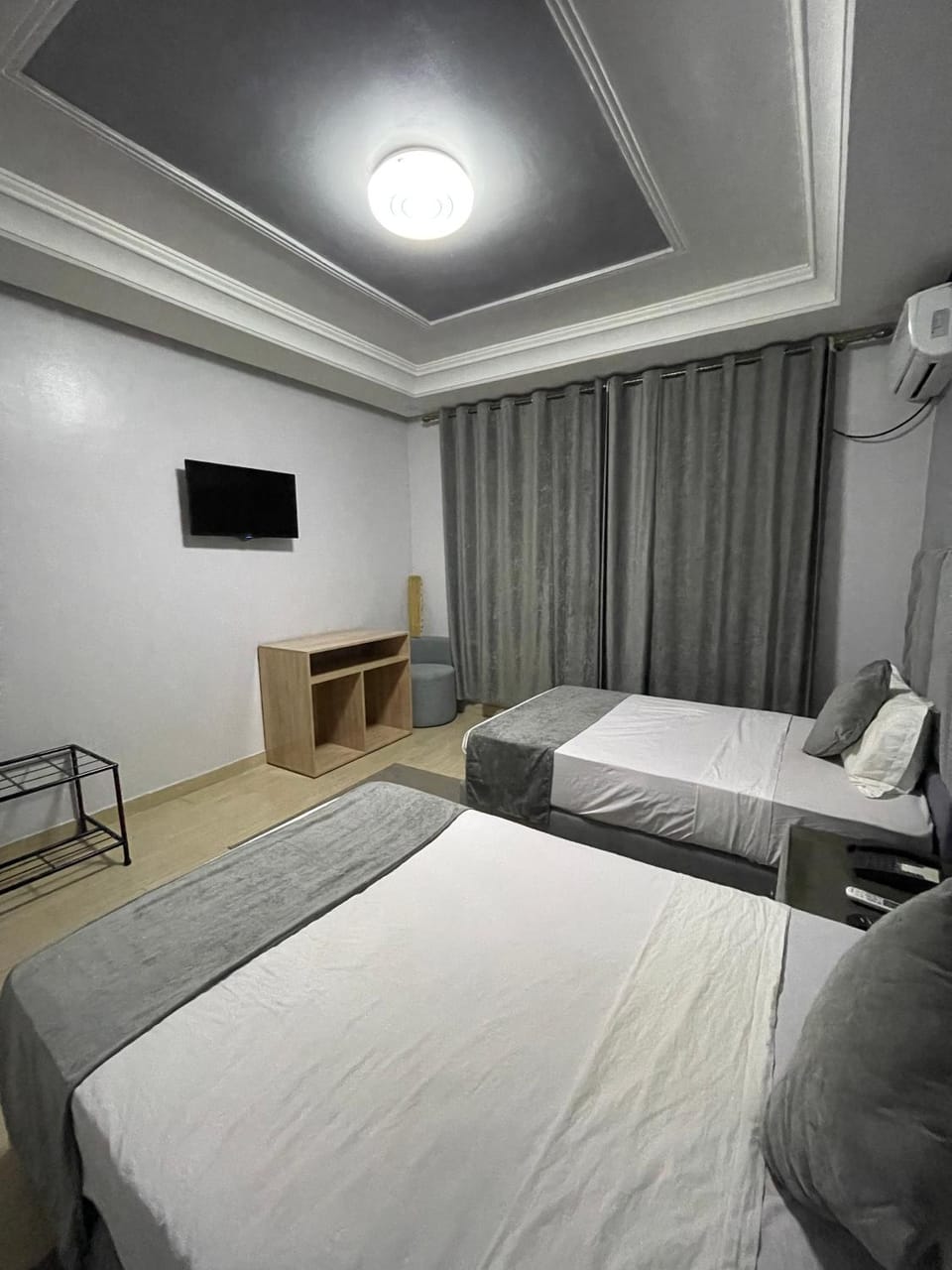 Bed, TV and multimedia, Bedroom, air conditioner