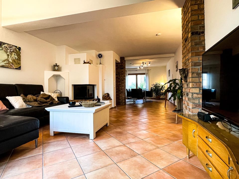 Communal lounge/ TV room, Living room