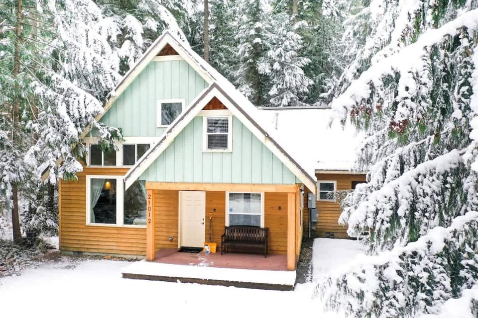 Heliotrope Haus House in Glacier