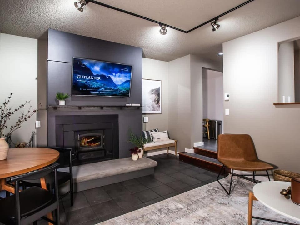 Snowater Respite House in Washington