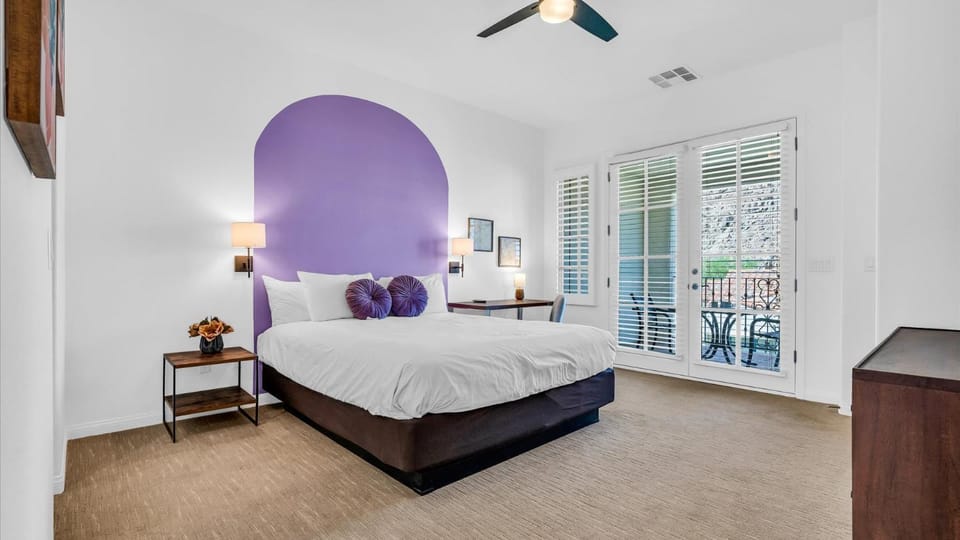 LV009 Private Upstairs Studio w Mountain Views Apartment in Indian Wells