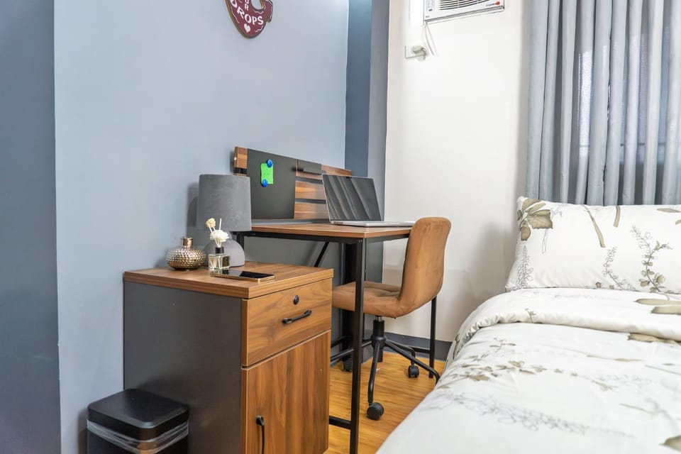 AR02 1BEDROOM Condo Unit with Free Pool, HBO, Netflix & WiFi Apartment in Davao City