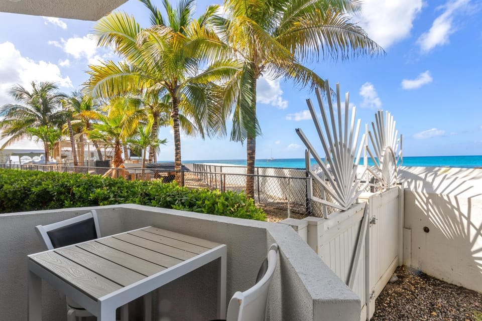 Balcony/Terrace, Seating area, Sea view