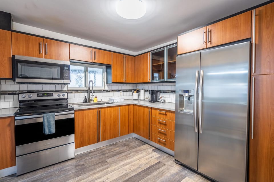 Kitchen or kitchenette, minibar, pet friendly, stove