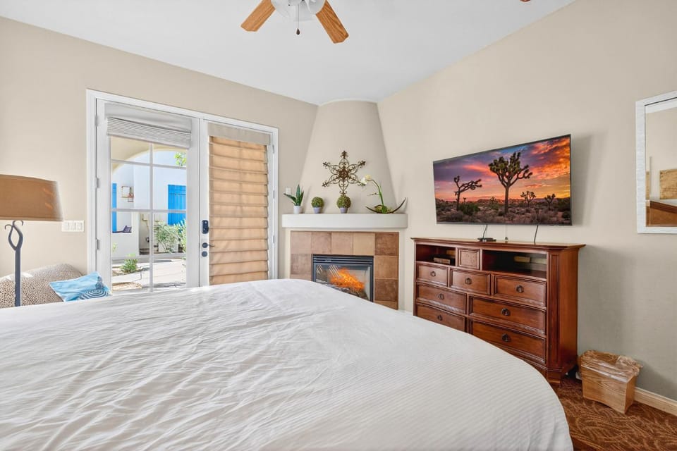 LV026 Secluded Downstairs Legacy Villas Studio Apartment in Indian Wells