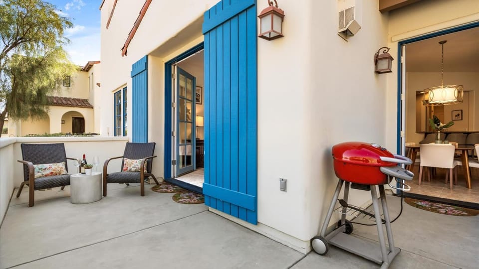 LV311 Freshly Remodeled Legacy Villas Townhome Apartment in Indian Wells