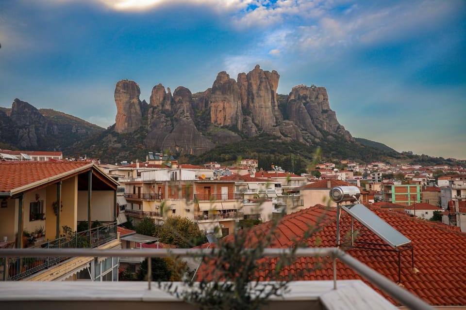 Natural landscape, Balcony/Terrace, Balcony/Terrace, Mountain view, Mountain view, Location