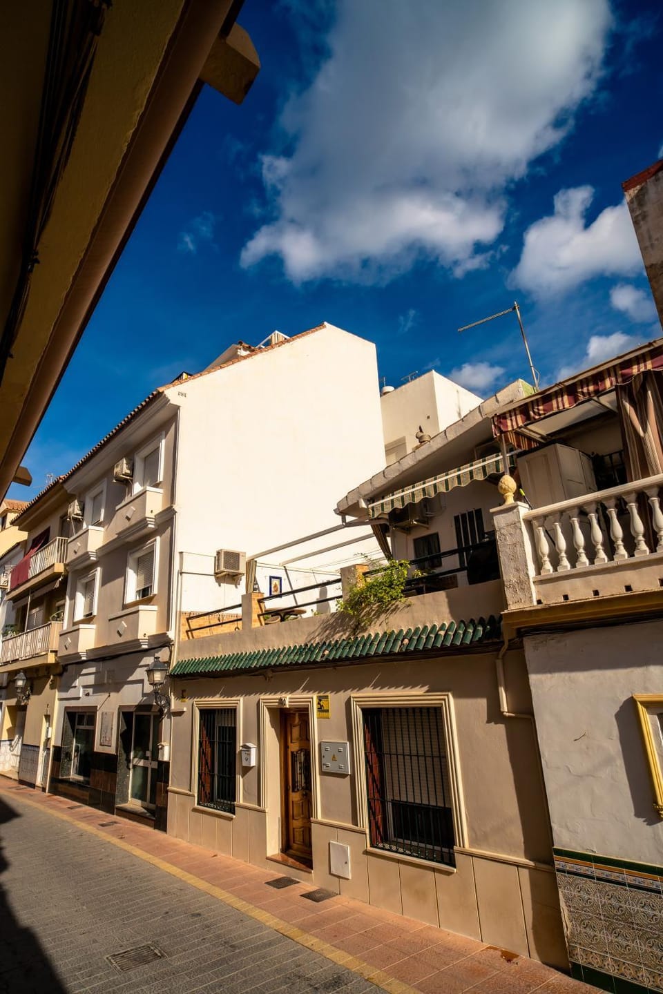 Neighbourhood, View (from property/room), Street view