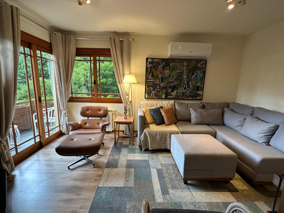 3 suites com Jacuzzi e Lareira - Duplex perto do Centro Apartment in Gramado