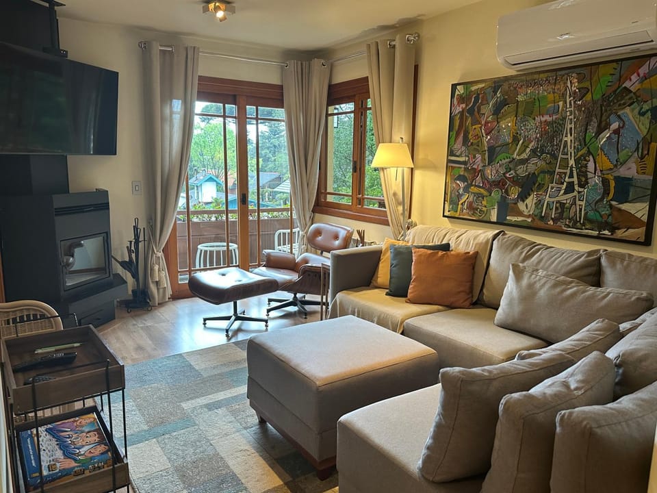 3 suites com Jacuzzi e Lareira - Duplex perto do Centro Apartment in Gramado