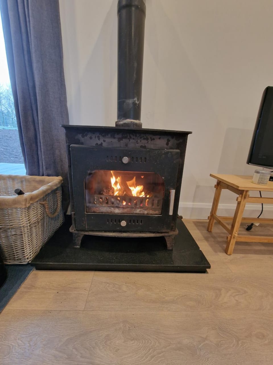 Seating area, flat iron