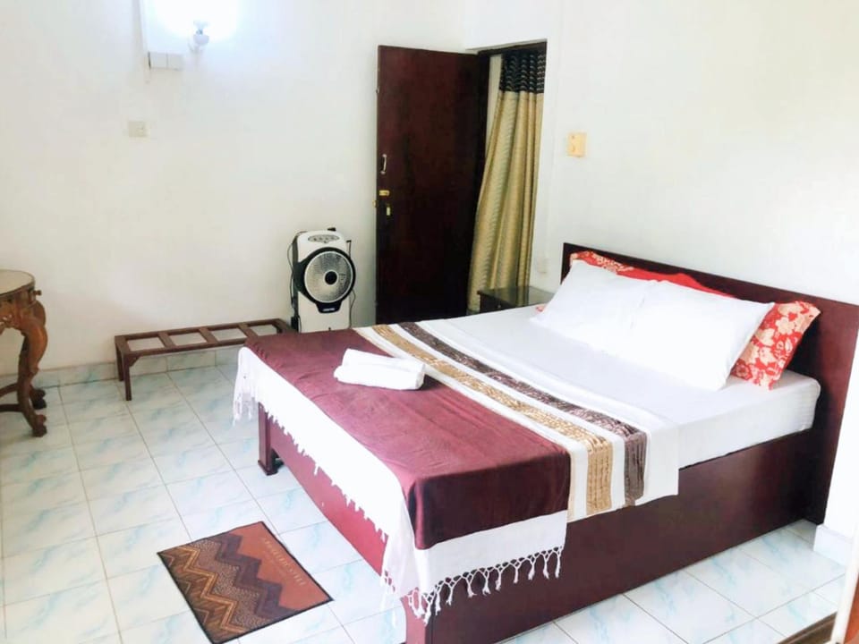 Bed, Bedroom, air conditioner