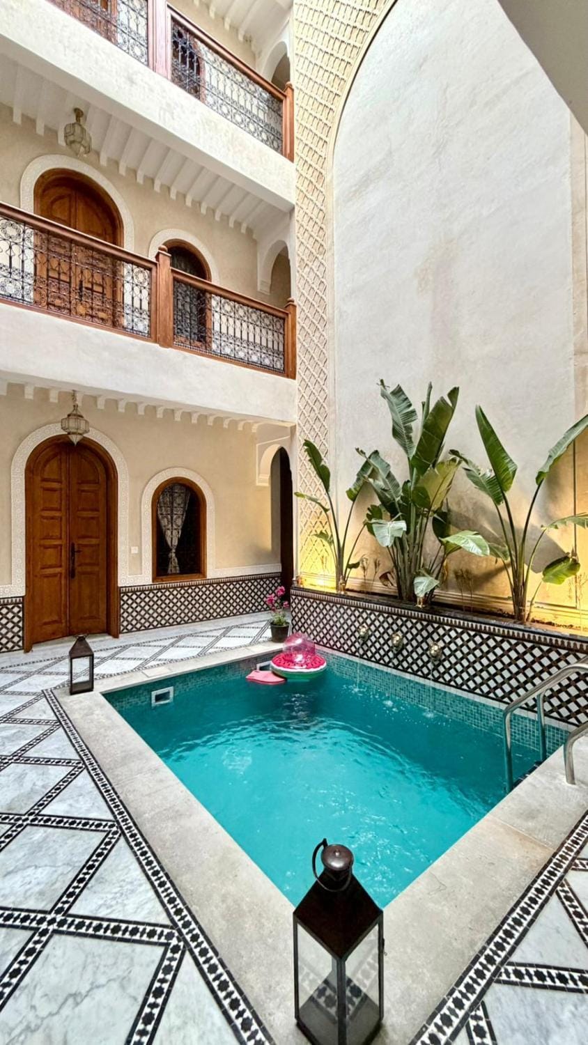 Balcony/Terrace, Swimming pool