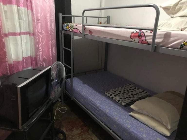 Bedroom, bunk bed