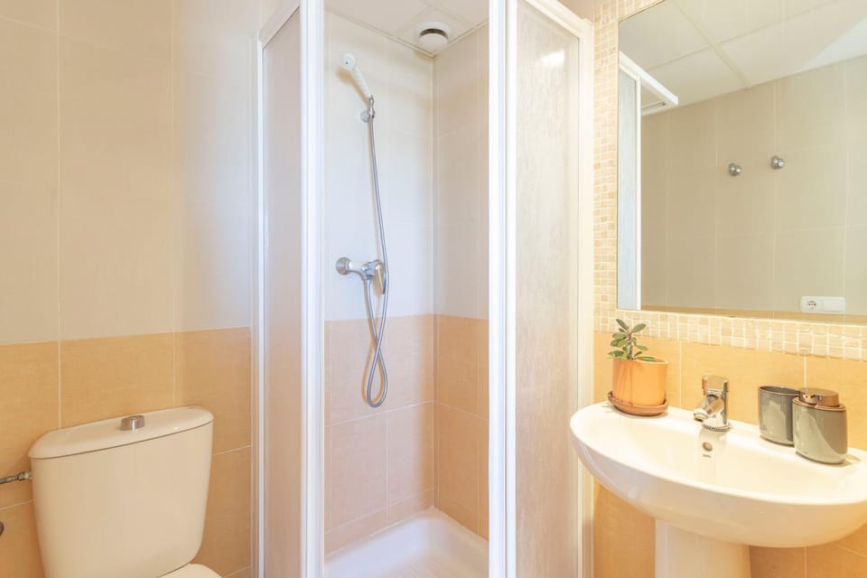 Shower, Toilet, Bathroom, bidet