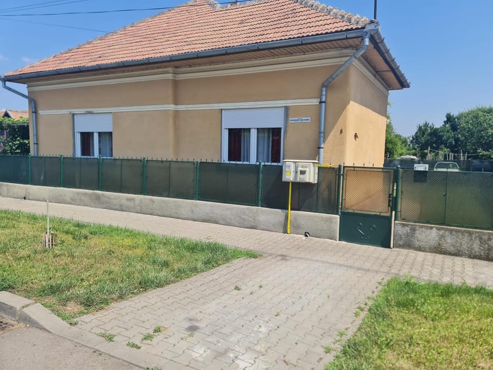 Property building, Facade/entrance, View (from property/room)