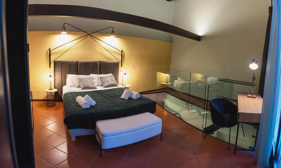 Bed, Photo of the whole room