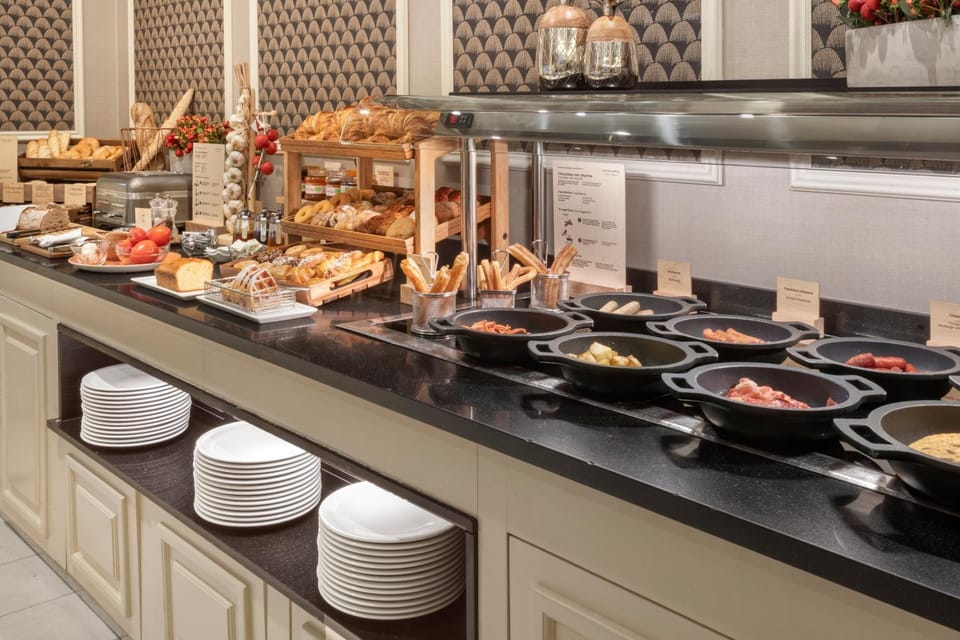 Breakfast, Buffet breakfast
