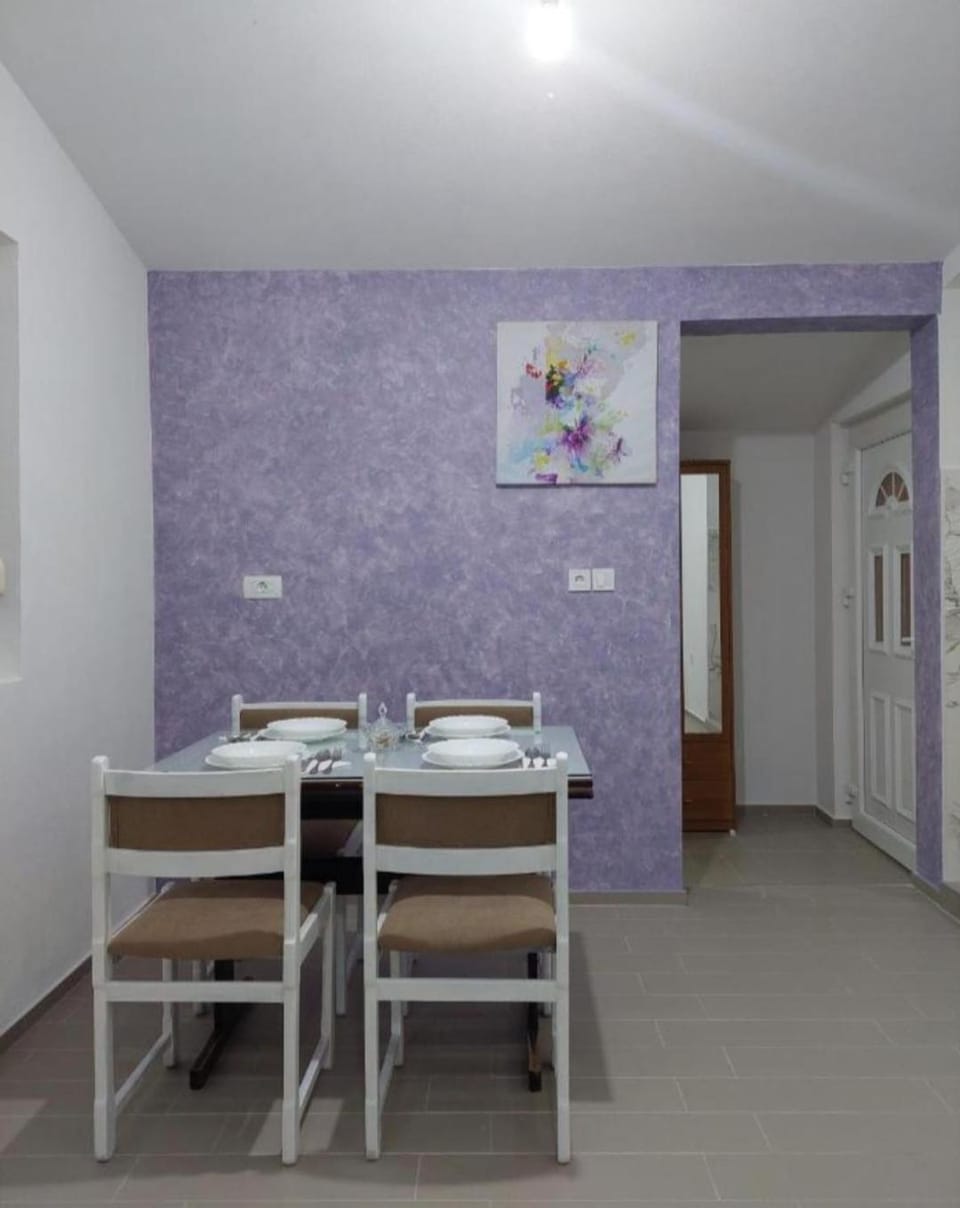 Apartments Tramonto Apartment in Montenegro