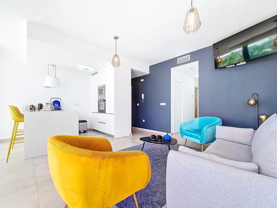 Communal lounge/ TV room, Living room