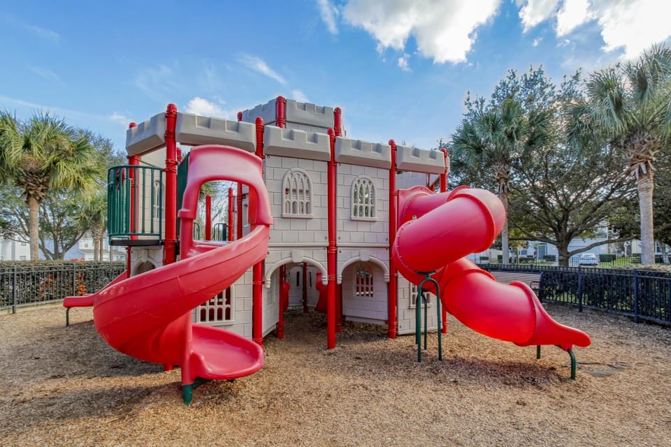 Day, Children play ground