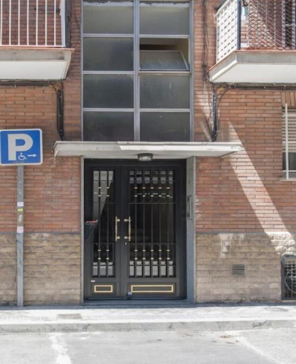 Facade/entrance, Lobby or reception