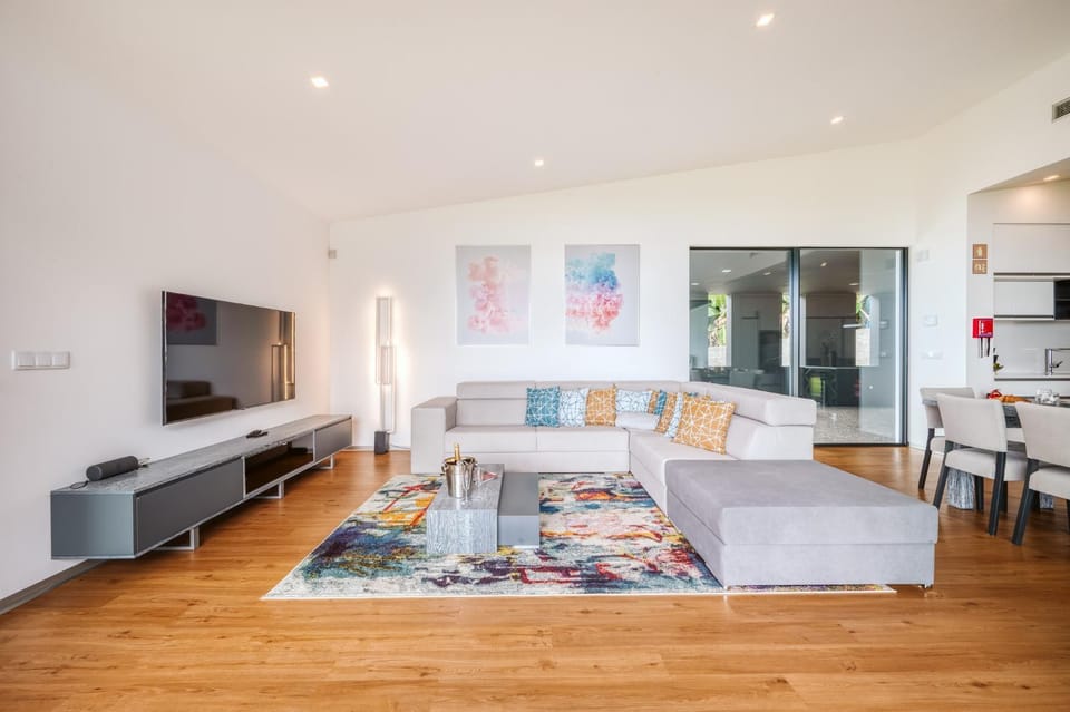 Vila Aguarelas with pool by Stay Madeira Island Villa in Madeira District