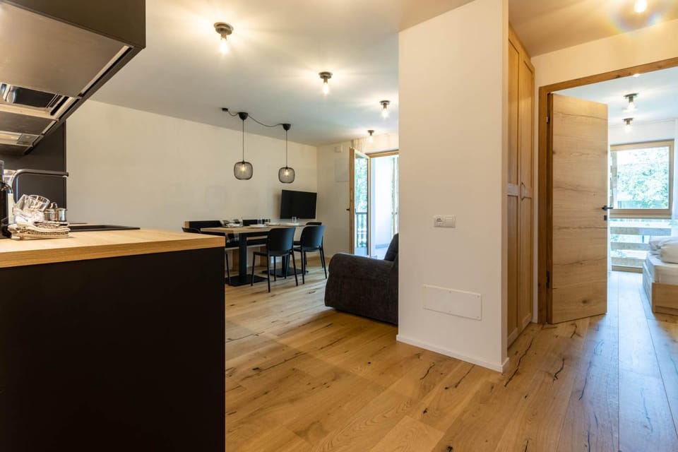 Kitchen or kitchenette, Living room, Dining area