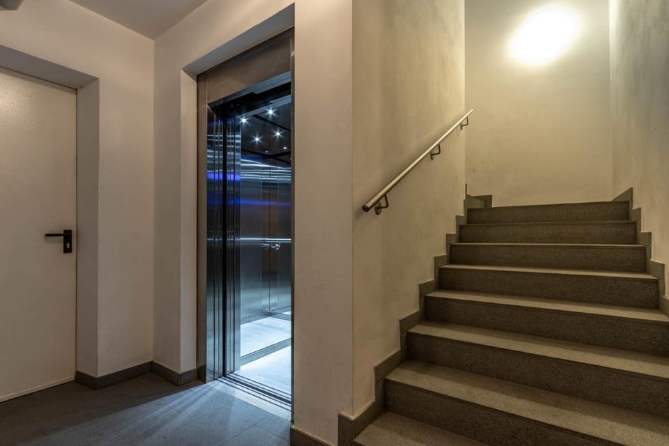 elevator