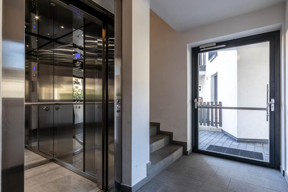 elevator